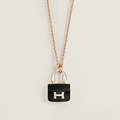 ˇShiny JewelryˇDamen-Halskette mit Anhänger „HM AMULETTES CONSTANCE“