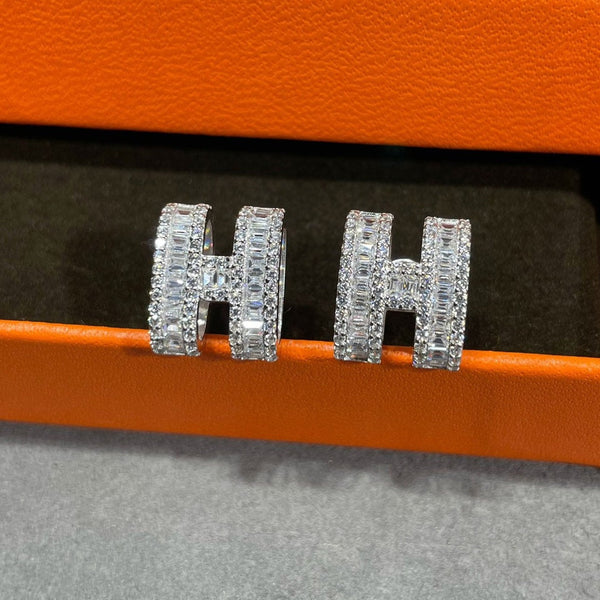 ˇShiny JewelryˇH STUD EARRINGS WITH SILVER DIAMONDS