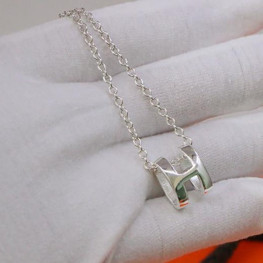 ˇShiny JewelryˇHM HALSKETTE H BUCHSTABE OVAL SERIE