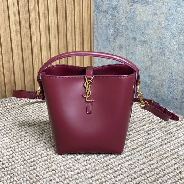 LE 37 SMALL BUCKET BAG 20 IN BURGUNDY RED CALFSKIN GOLD HARDWARE